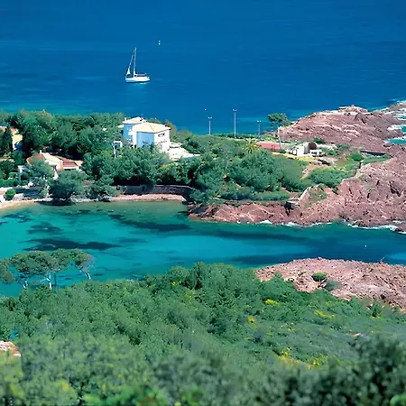 Bleu-esterel, 50m De La Plage, 4 Personnes Apartment Saint-Raphael (Var)
